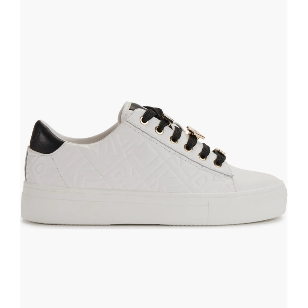 New KARL LAGERFELD PARIS
Cate Karl Box Lace-Up Low-Top Sneakers size 7.5 - Picture 2 of 7